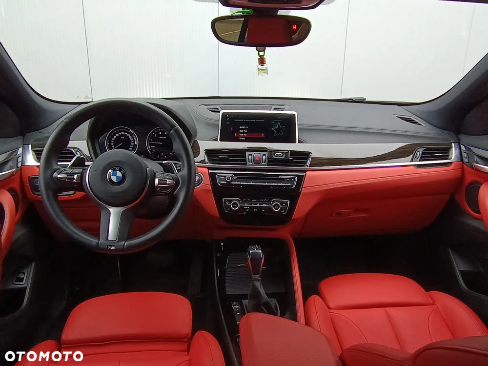 BMW X2 sDrive20i Advantage Plus - 11