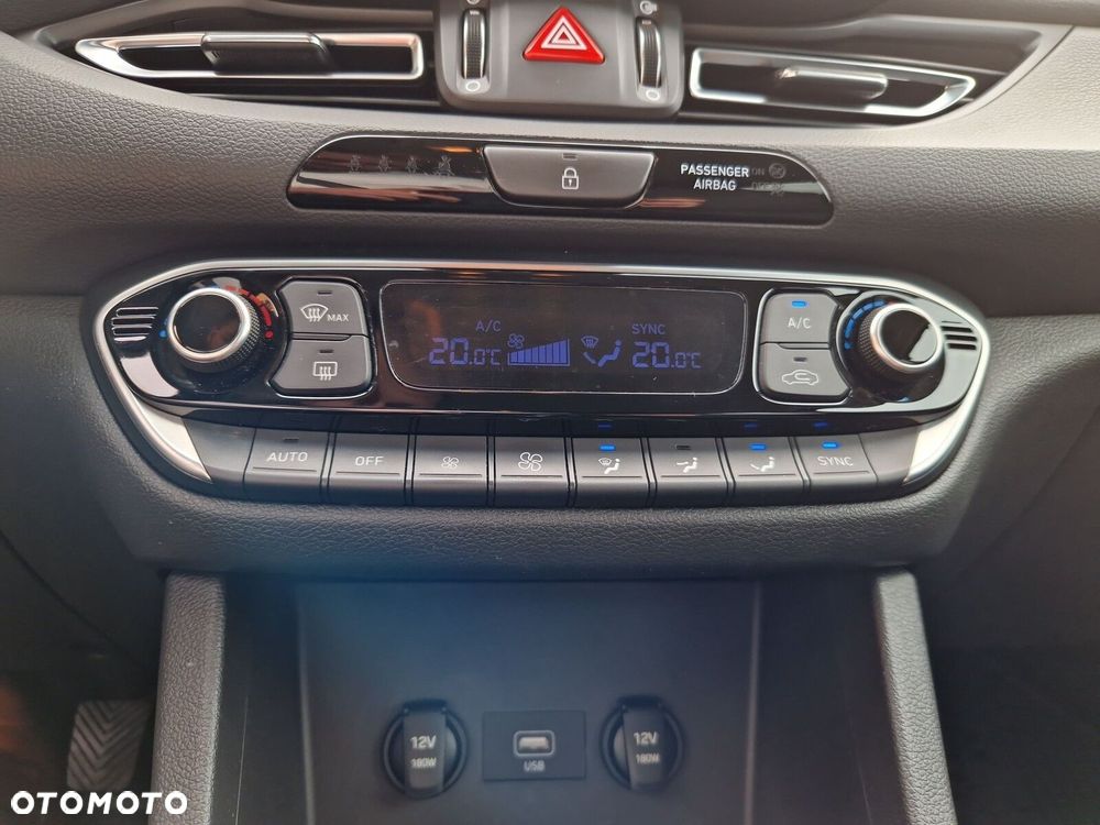 Hyundai i30 1.0 T-GDI Smart - 23