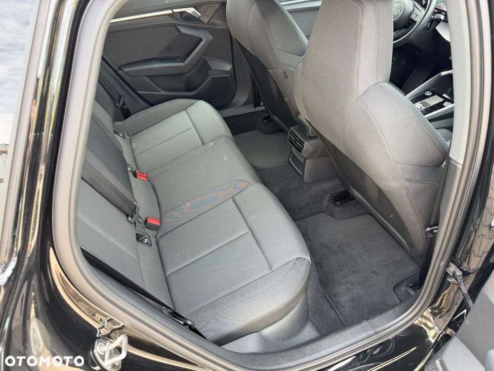 Audi A3 Sportback 35 TFSI mHEV S tronic - 11