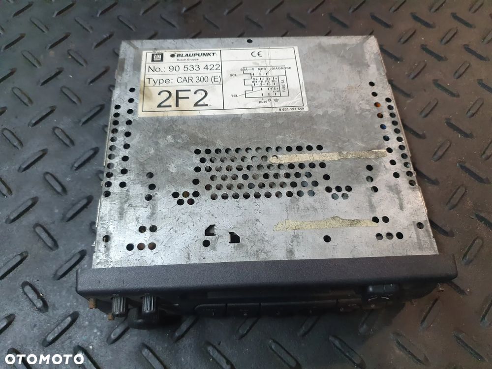 RADIO RADIOODTWARZACZ BLAUPUNKT CAR 300 E 90533422 - 2