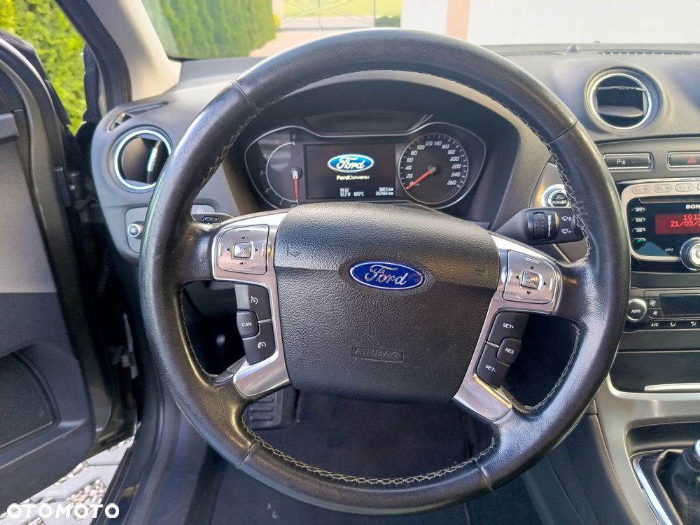 Ford Mondeo 2.0 TDCi Platinium X Plus (Titanium) - 11