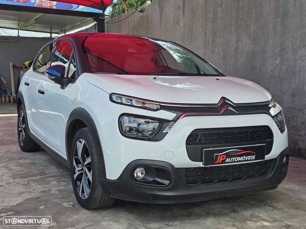 Citroën C3 1.2 PureTech Shine - 1