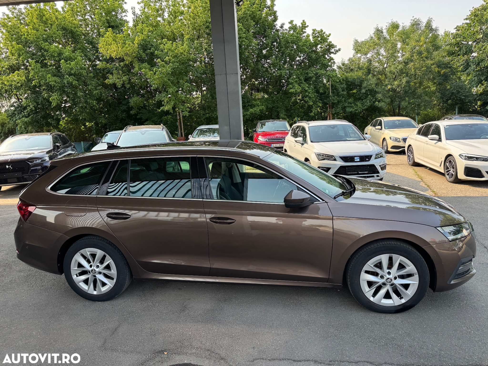 Skoda Octavia Combi Diesel 2.0 TDI DSG Ambition - 6