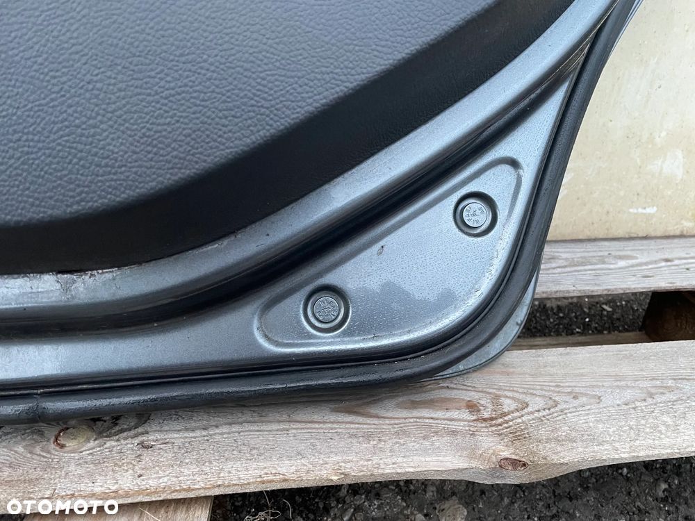 Drzwi kompletne tylne lewe i prawe do Volkswagen GOLF V/VI kombi, europa, lakier LD7X - 4