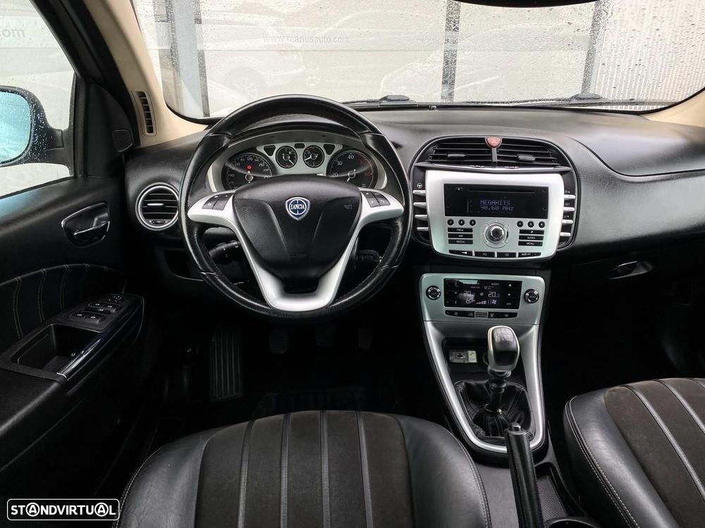 Lancia Delta 1.6 M-Jet Platino - 4