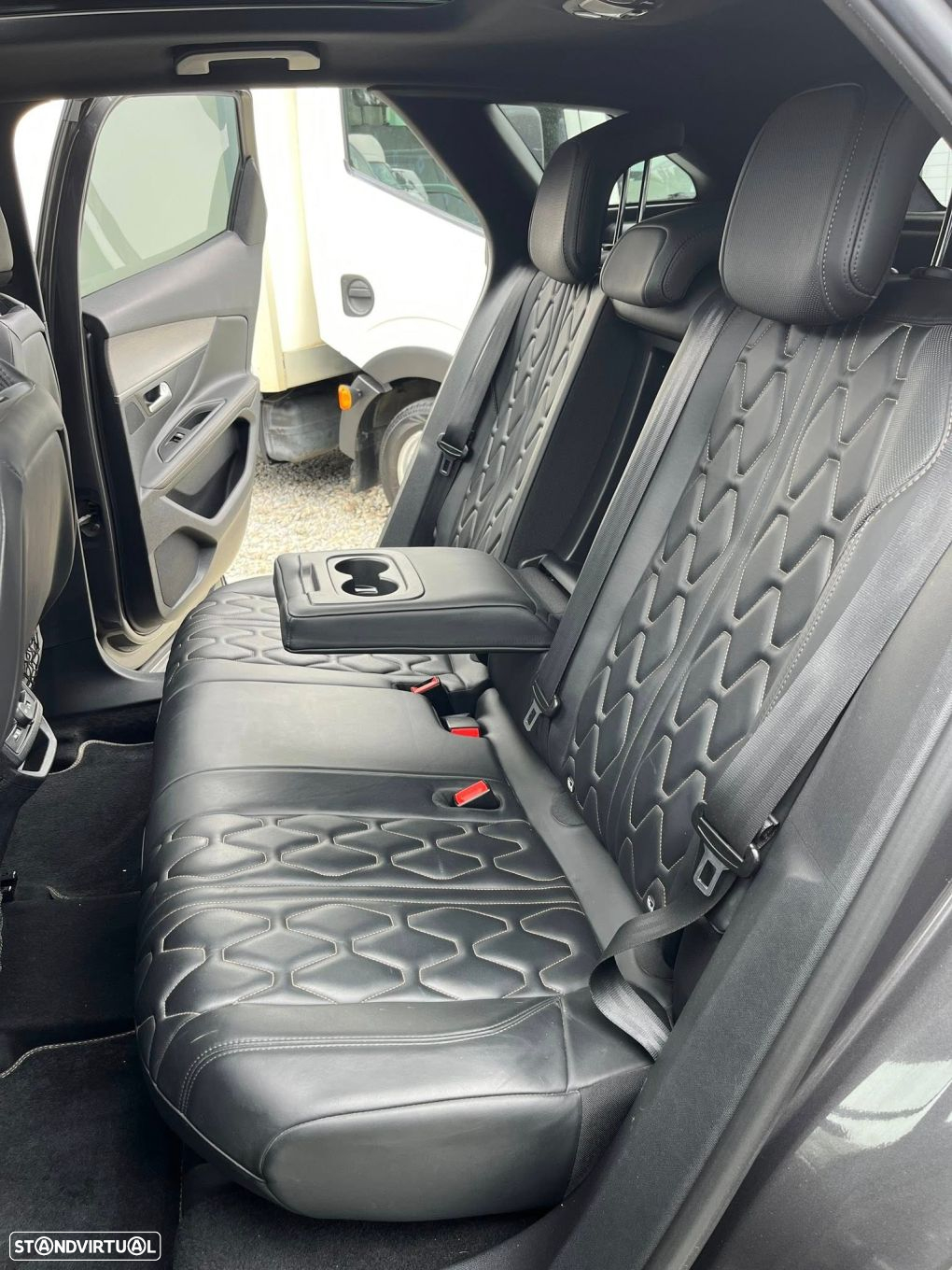 Peugeot 3008 2.0 BlueHDi GT EAT8 - 11
