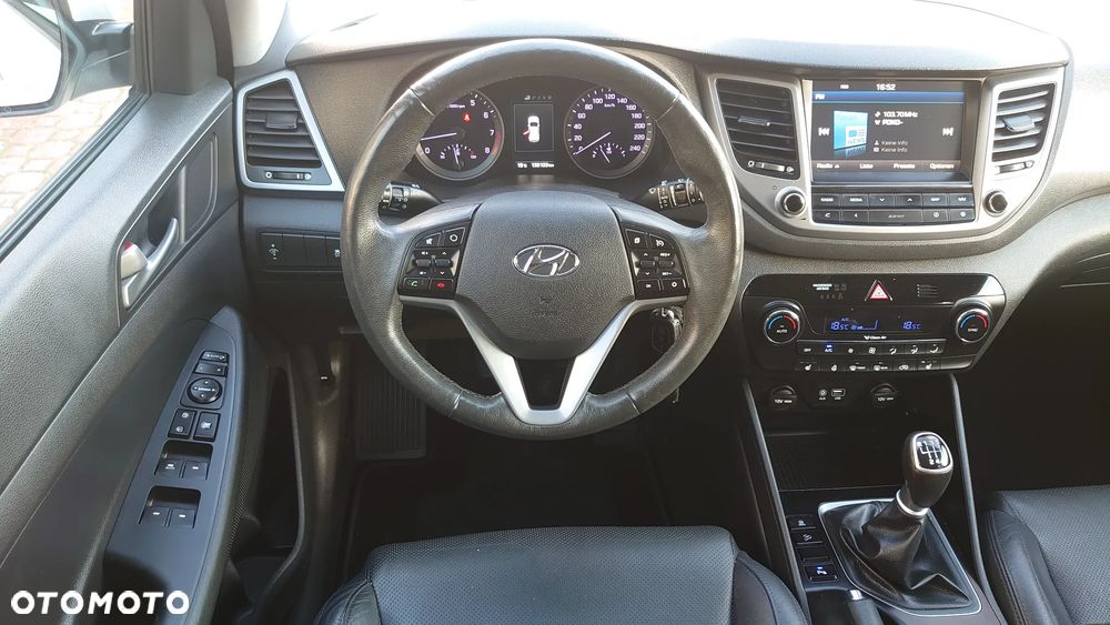 Hyundai Tucson - 24