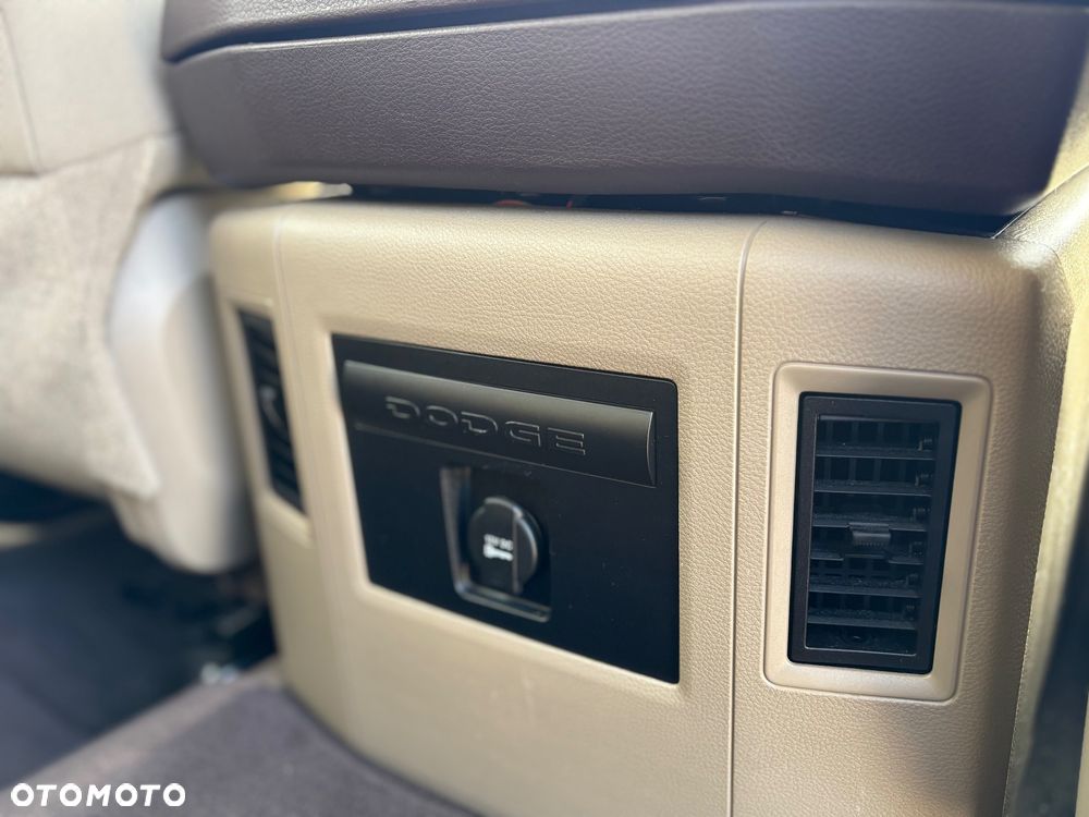 Dodge RAM - 33