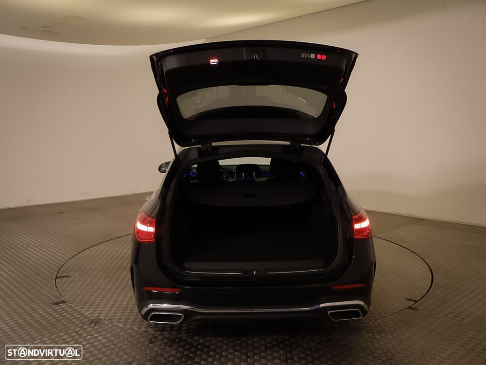 Mercedes-Benz C 300 e AMG Line - 8