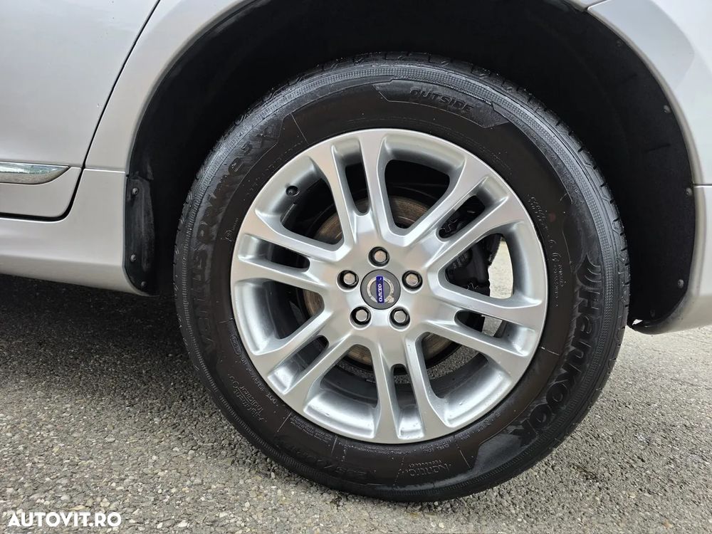 Volvo XC 60 D5 AWD Summum - 9