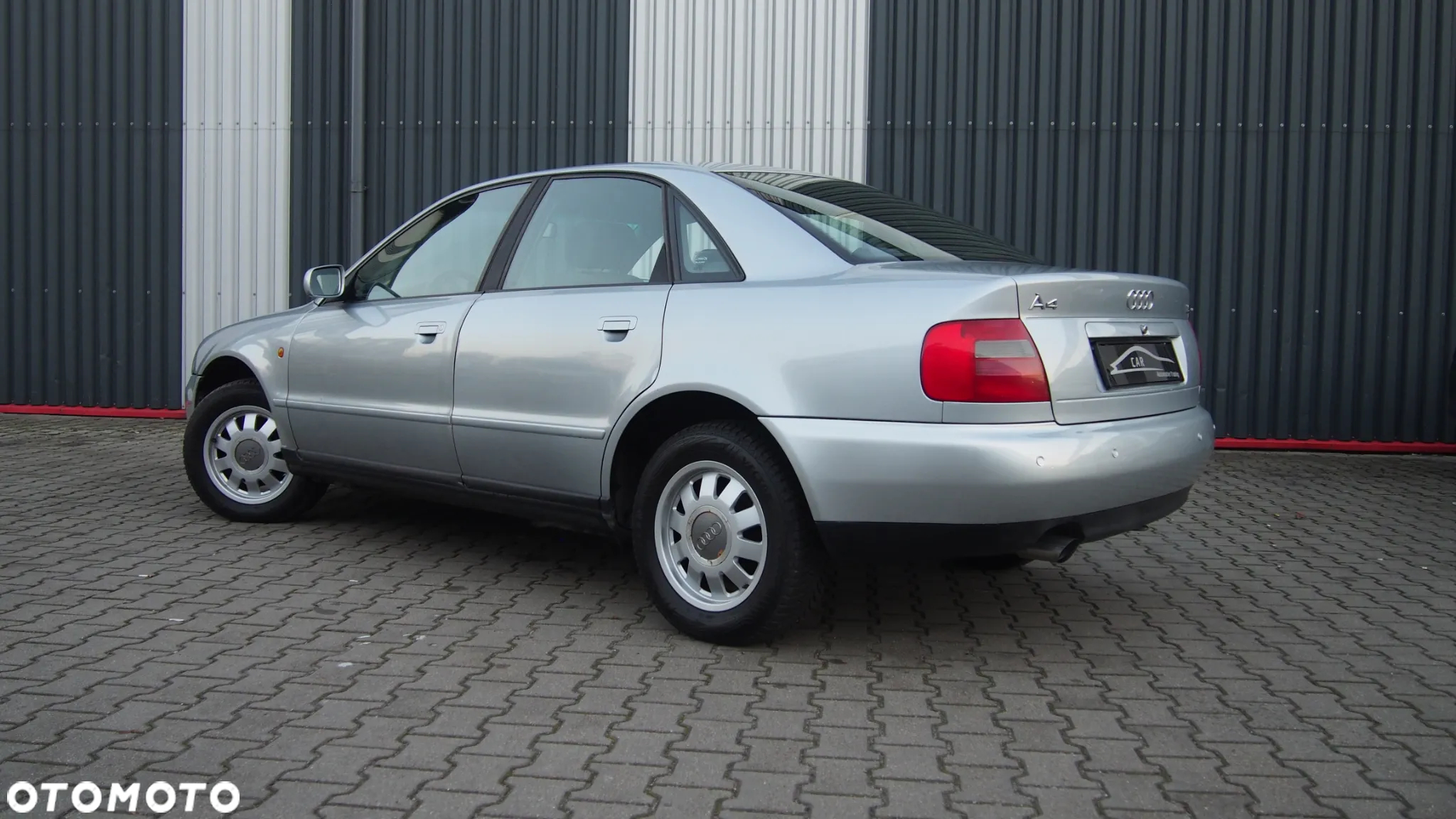 Audi A4 1.6 - 2
