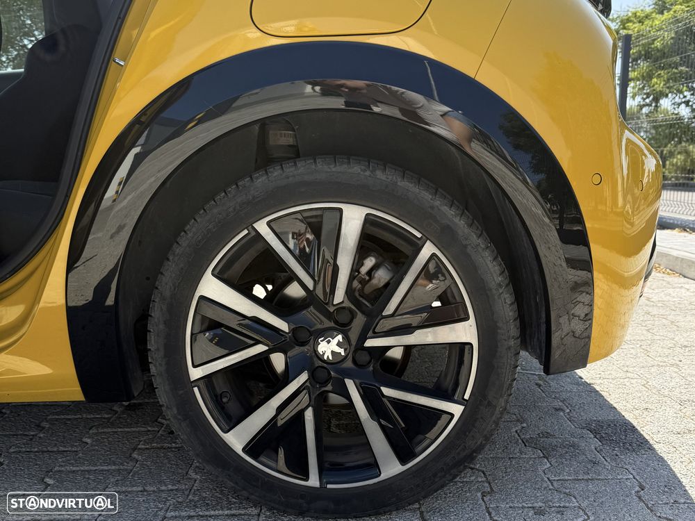 Peugeot 208 1.2 PureTech GT Pack EAT8 - 23