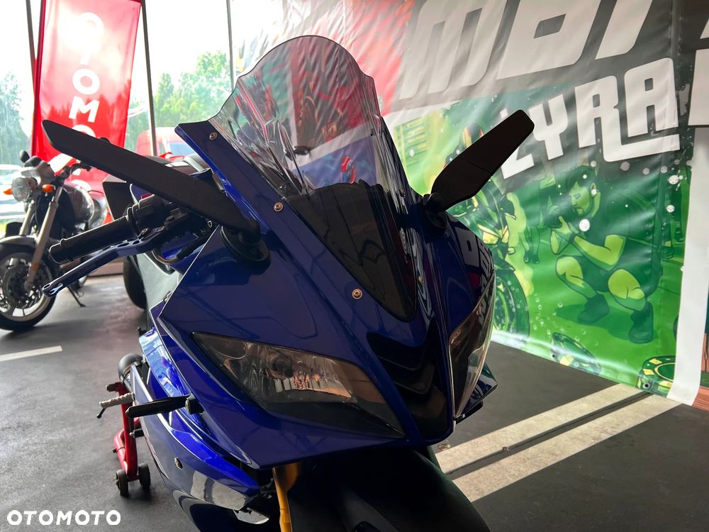 Yamaha YZF - 11