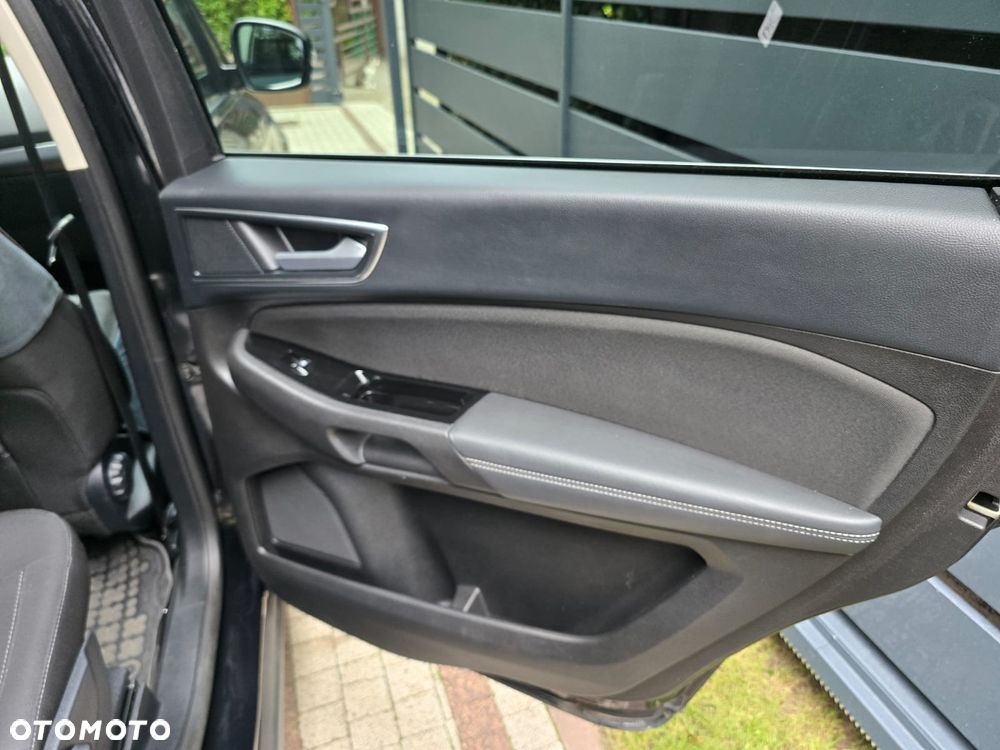 Ford Galaxy 2.0 EcoBlue Titanium - 24