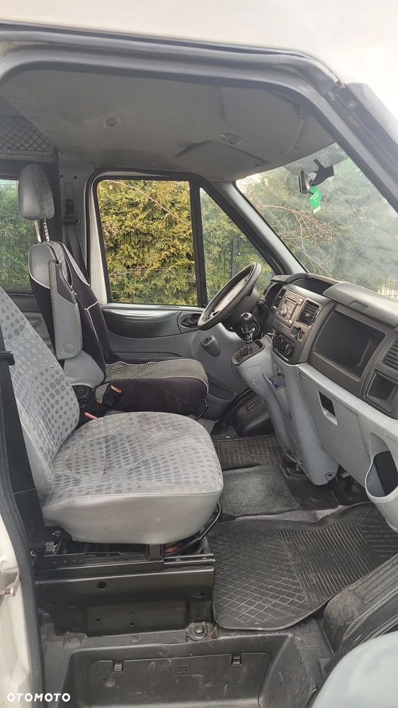 Ford Transit 350L Trend - 7