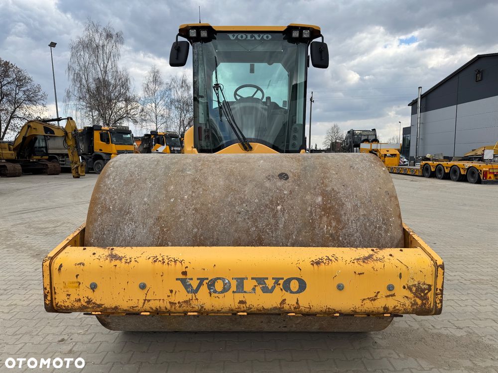 Volvo SD135 , BW213 , H13i - 3