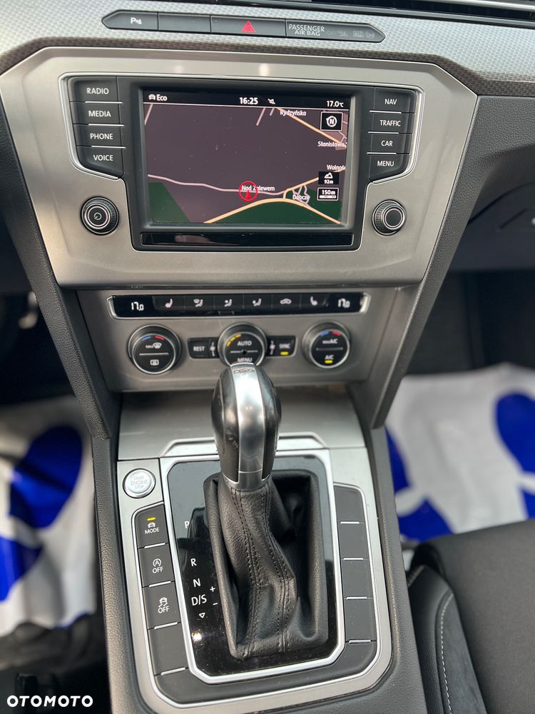 Volkswagen Passat Alltrack - 38