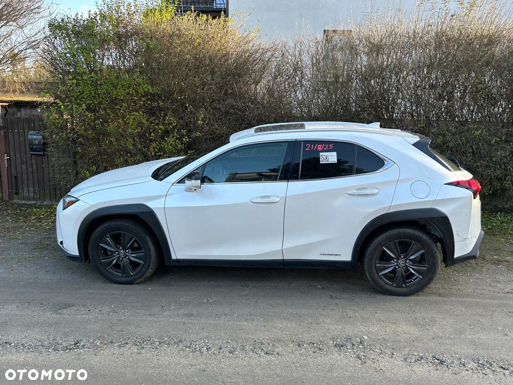 Lexus UX 200 Prestige 2WD - 3