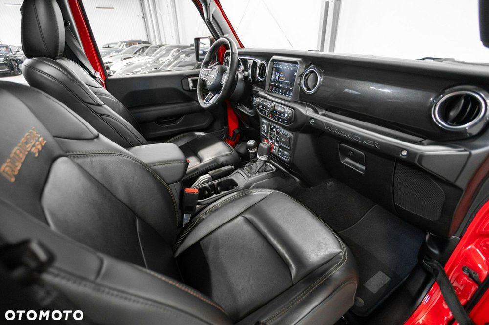 Jeep Wrangler - 23