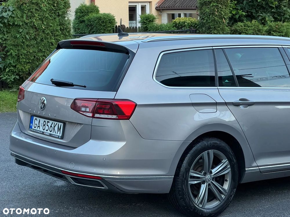 Volkswagen Passat 2.0 TSI Elegance DSG - 22