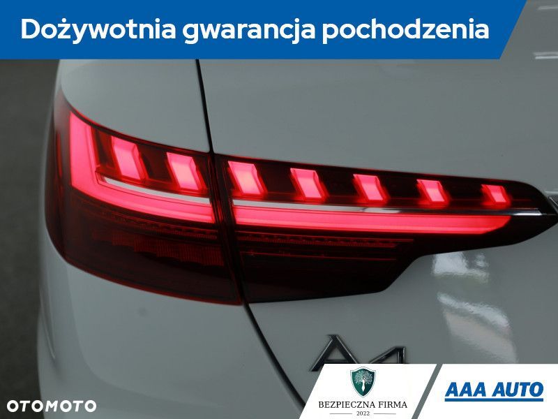 Audi A4 Limousine - 23