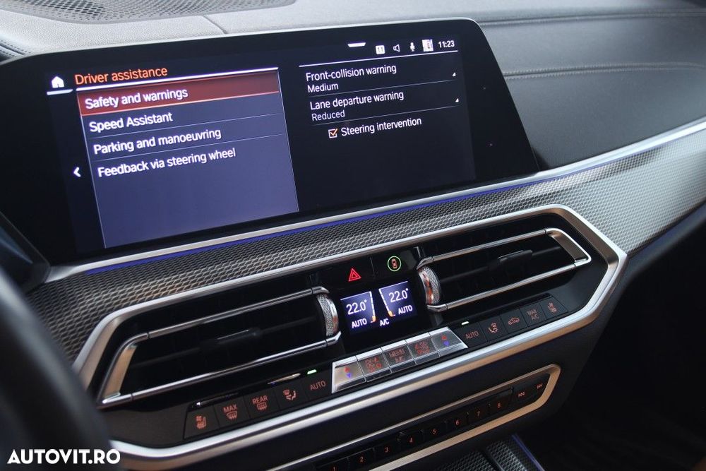 BMW X5 xDrive40i - 27