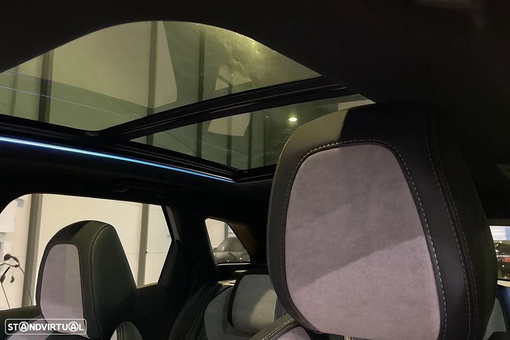 Peugeot 3008 Hybrid 225 e-EAT8 GT Pack - 10