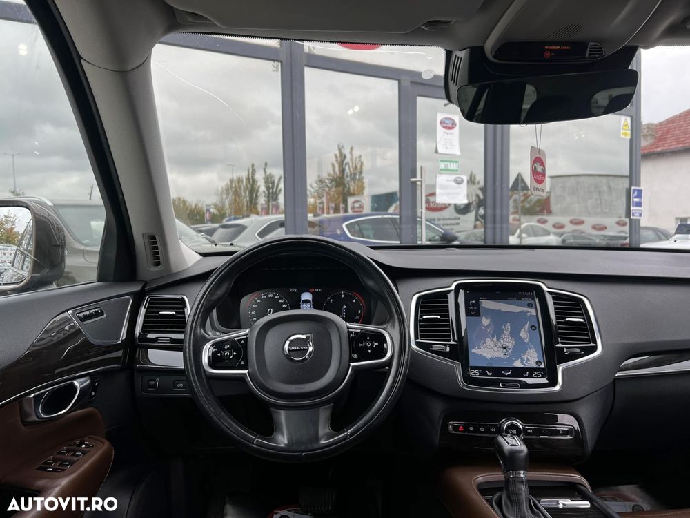 Volvo XC 90 D5 AWD Inscription - 8
