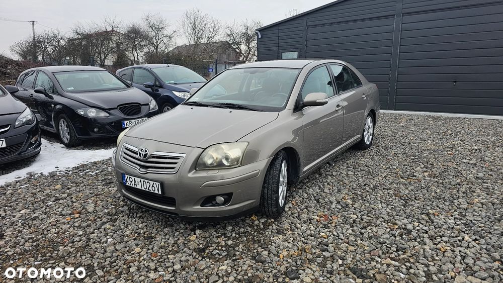 Toyota Avensis 2.0 D-4D 2010 - 3