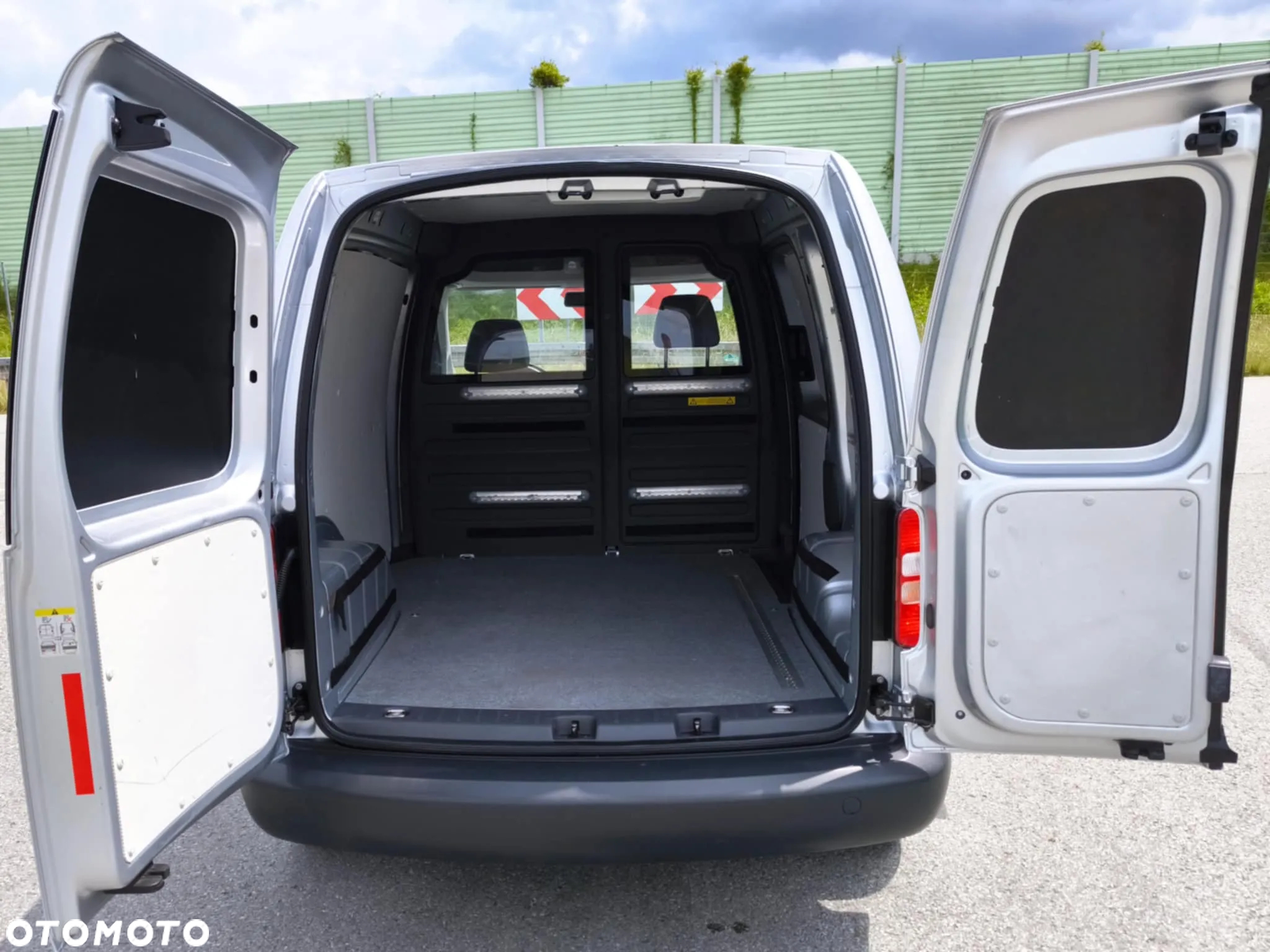 Volkswagen CADDY - 5