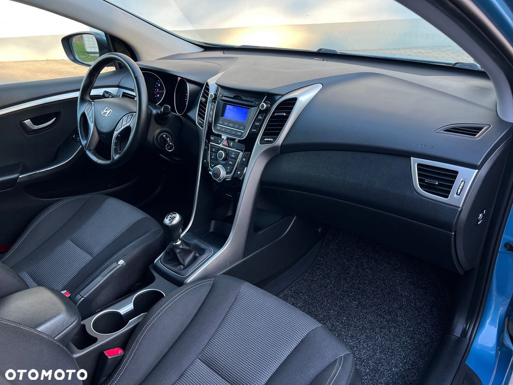 Hyundai i30 1.4 Fifa World Cup Edition - 32