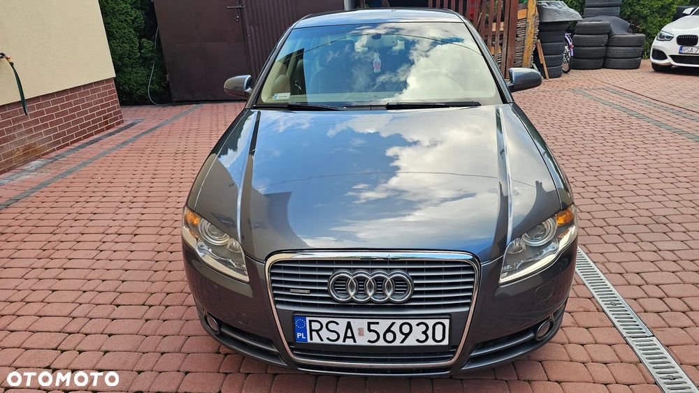 Audi A4 Limousine - 18