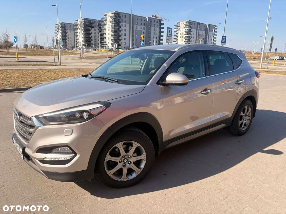 Hyundai Tucson - 1