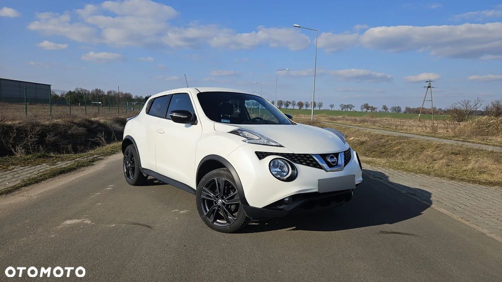 Nissan Juke 1.2 DIG-T N-Connecta EU6 - 1