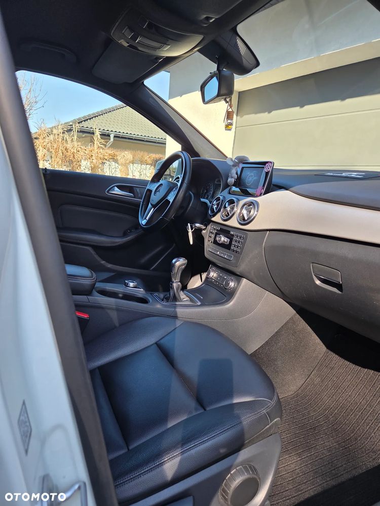 Mercedes-Benz Klasa B 180 CDI - 9