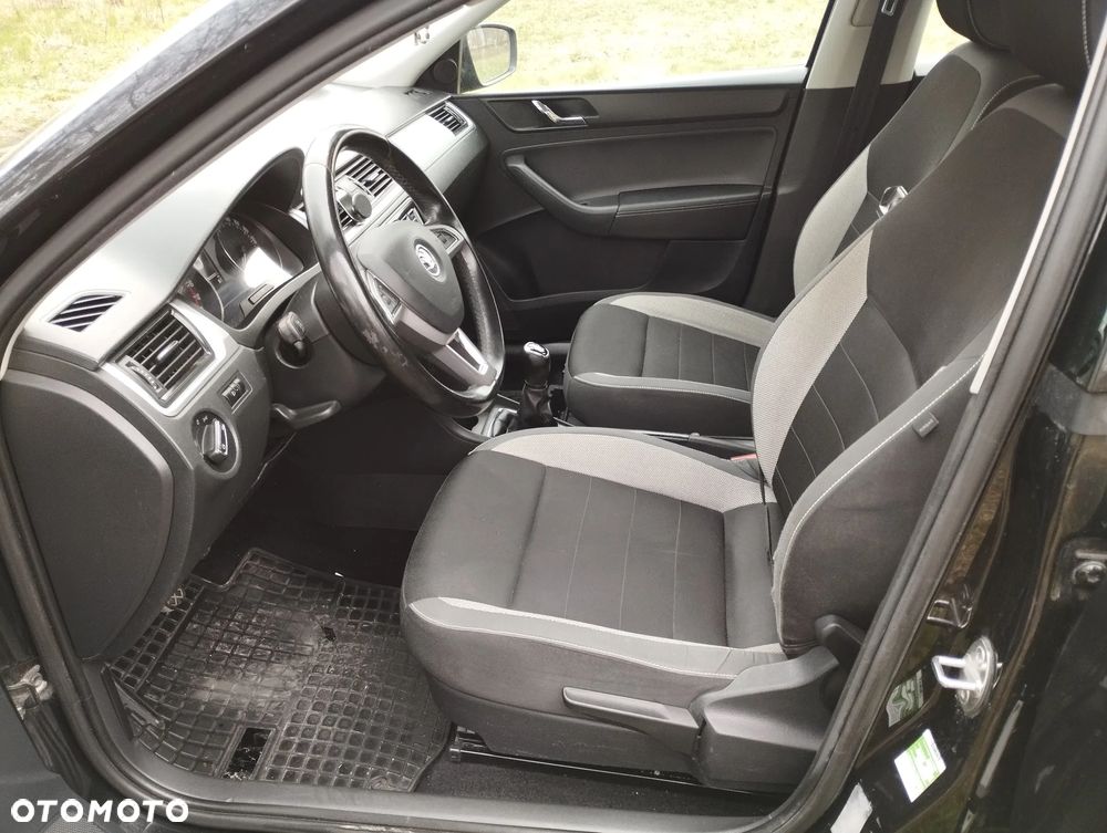 Skoda RAPID - 6