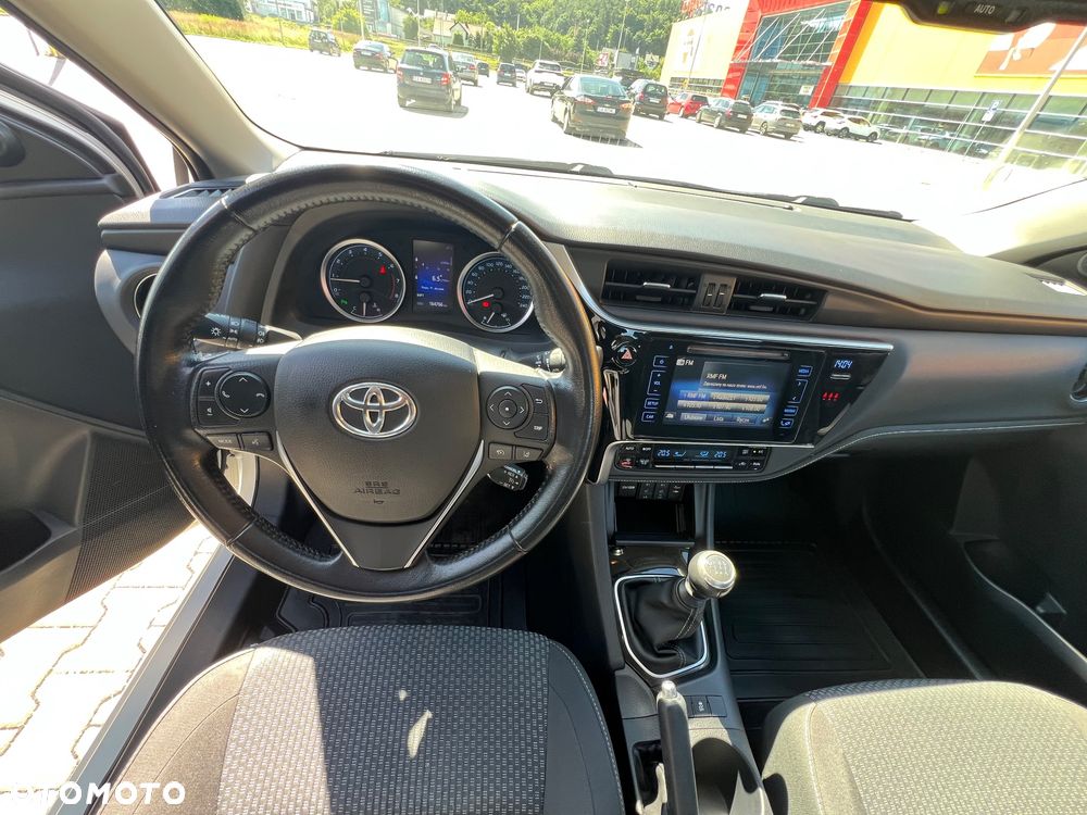 Toyota Corolla 1.6 Prestige - 27