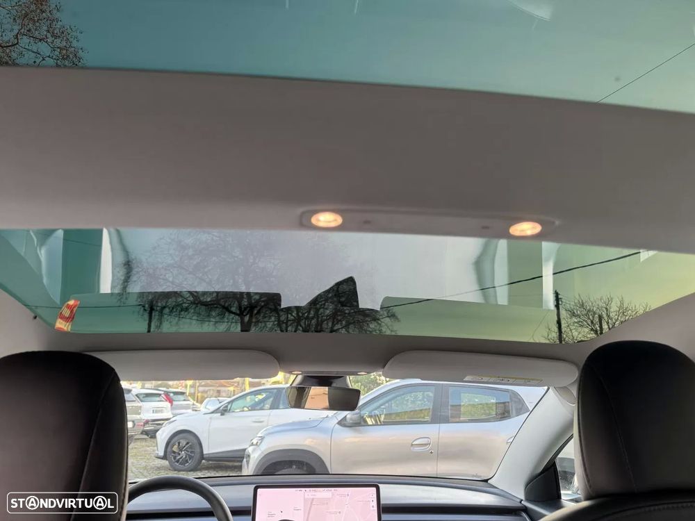 Tesla Model 3 Tração Traseira Standard - 18