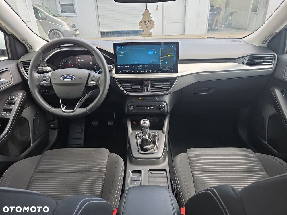 Ford Focus 1.0 EcoBoost Titanium - 16