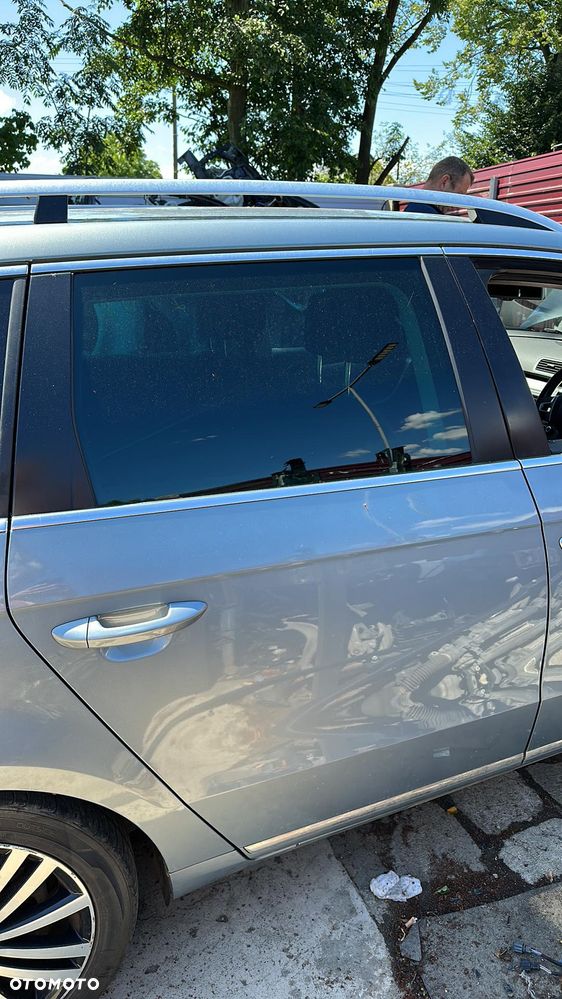 VOLKSWAGEN PASSAT B7 DRZWI PRZÓD TYŁ LEWE PRAWE LC7Z - 1