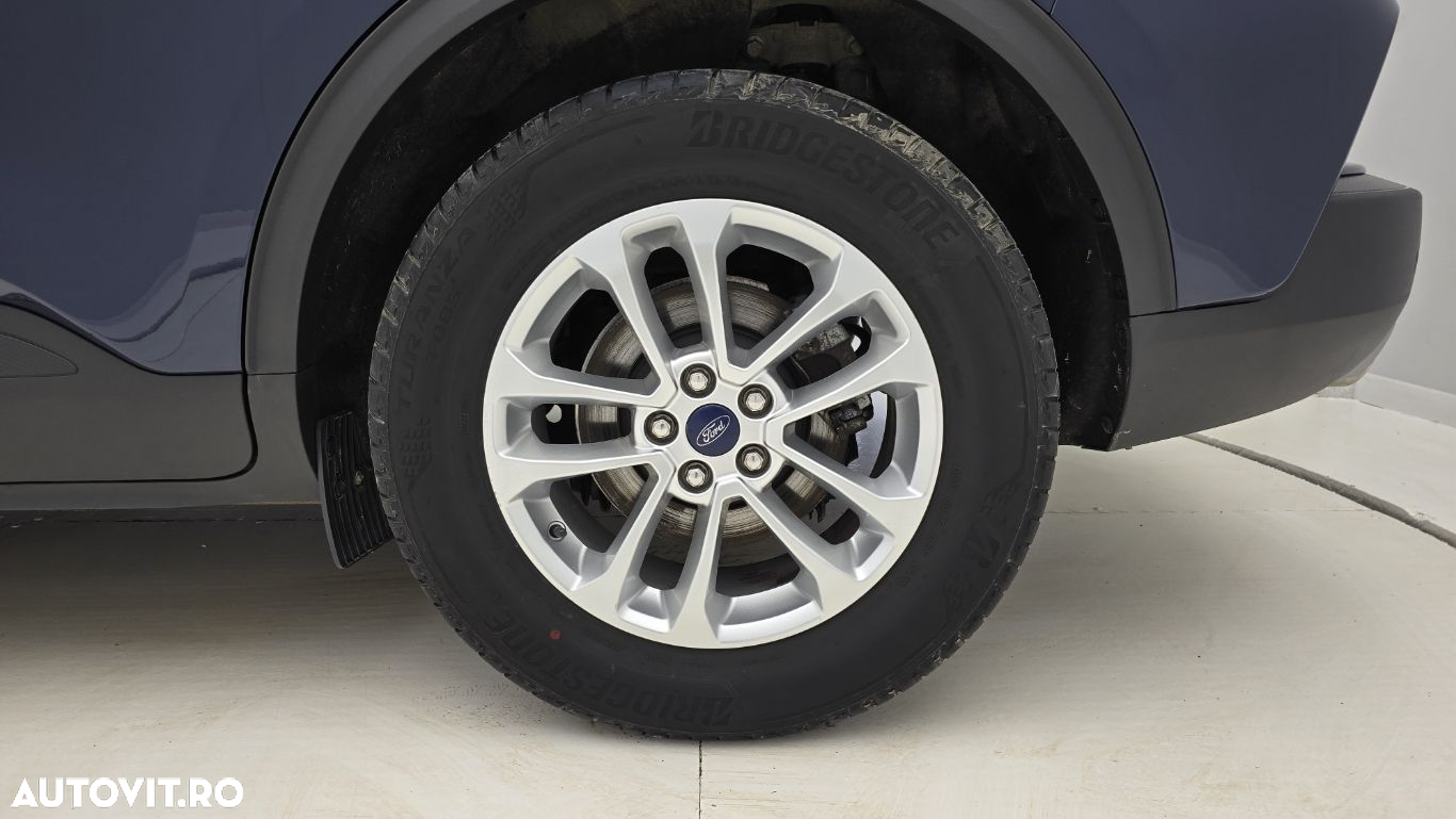 Ford Kuga - 23