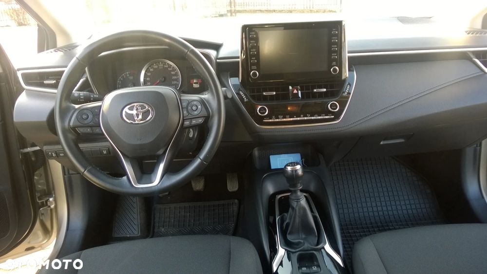 Toyota Corolla 1.6 Comfort - 13