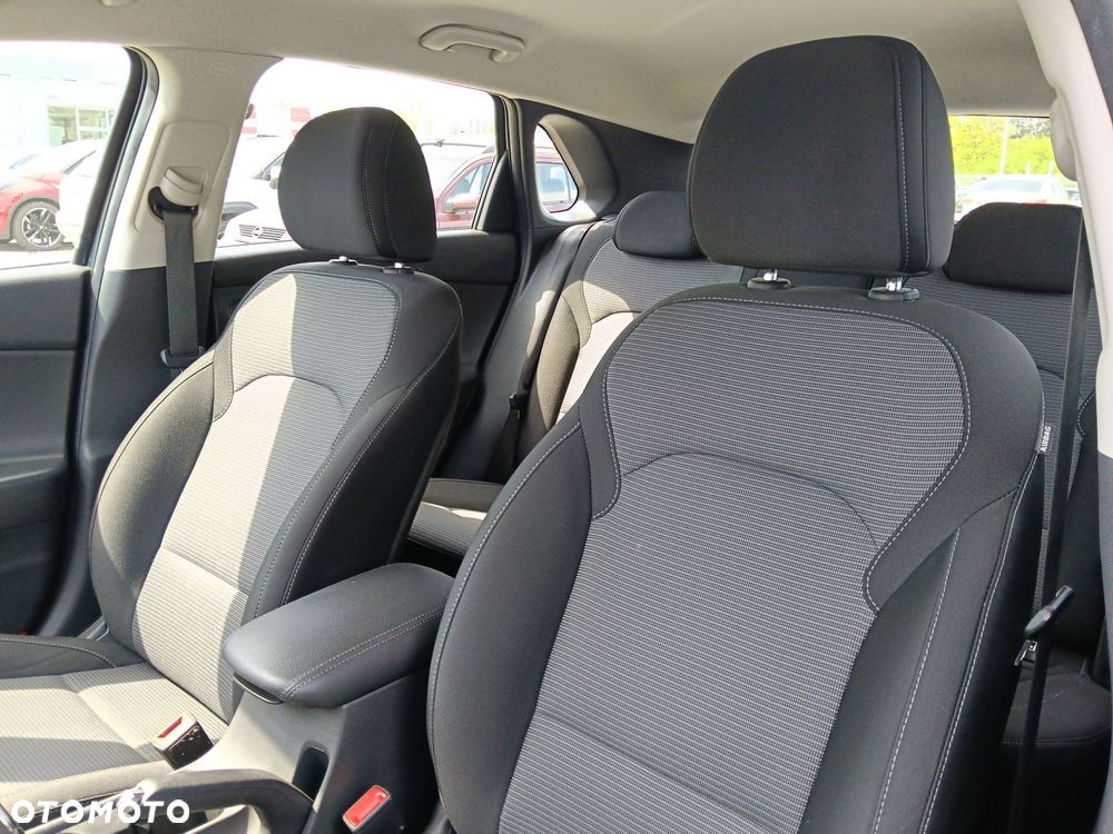 Hyundai i30 1.0 T-GDI Classic + DCT - 16