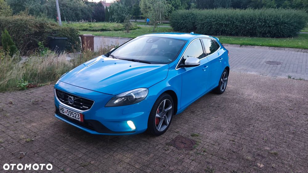 Volvo V40 T5 R-Design Summum - 3