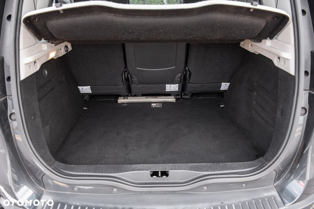 Renault Scenic - 25