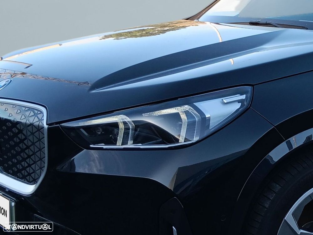 BMW iX1 eDrive20 xLine — fotografia 3