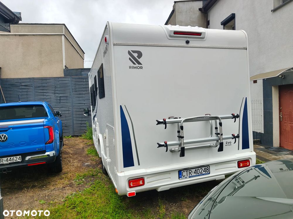 Ford Kamper - 5