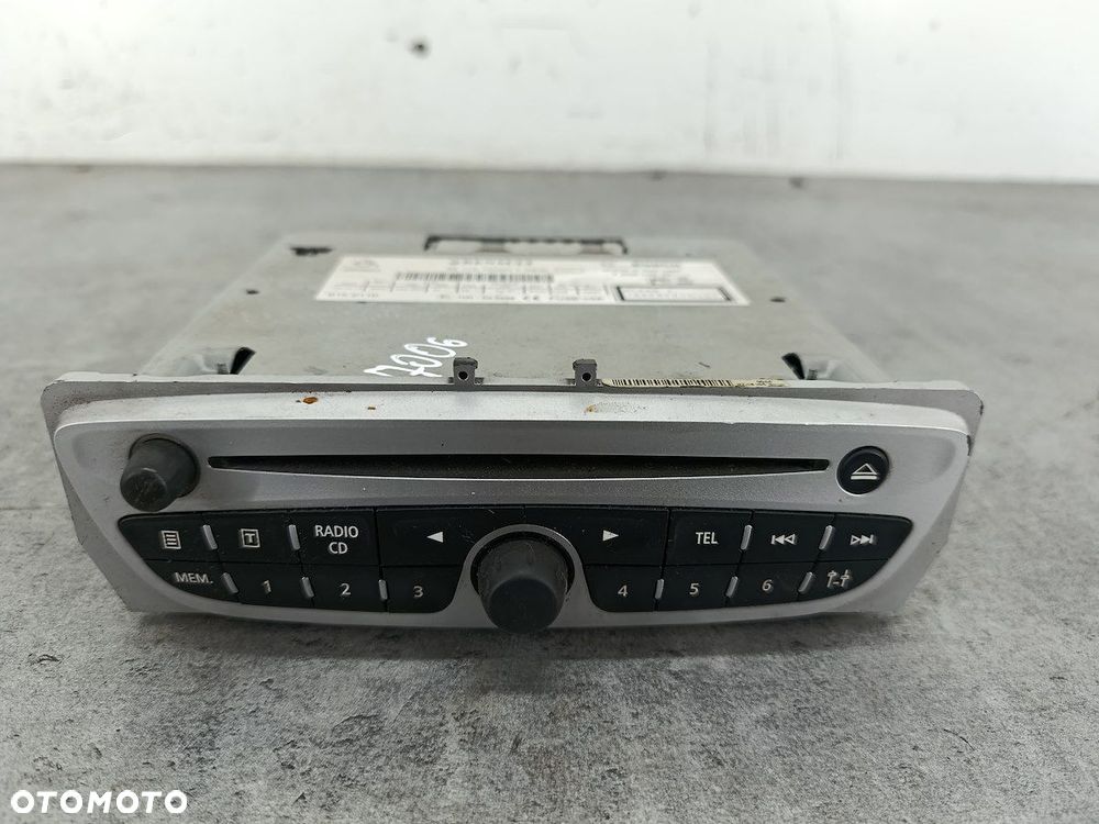 RADIO FABRYCZNE RENAULT SCENIC III 281157550R 7649168391  BOSCH - 1