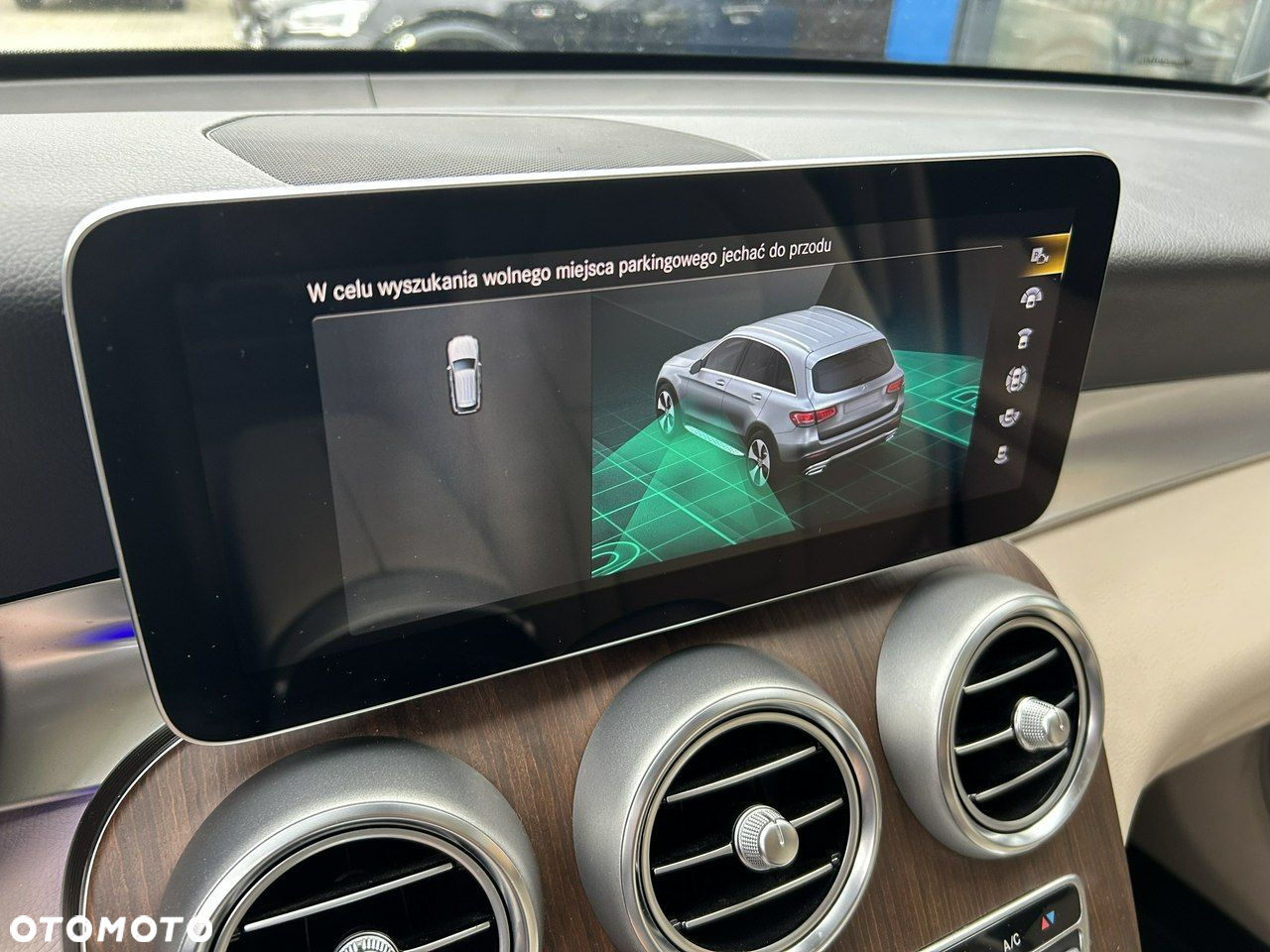 Mercedes-Benz GLC 300 4-Matic - 29