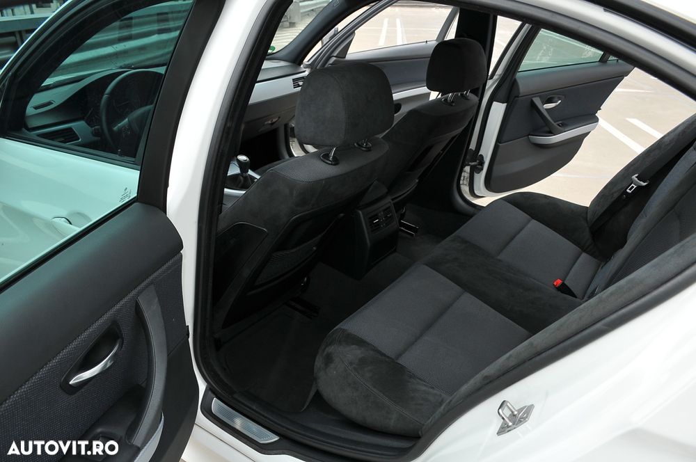 BMW Seria 3 318i Edition Sport - 17